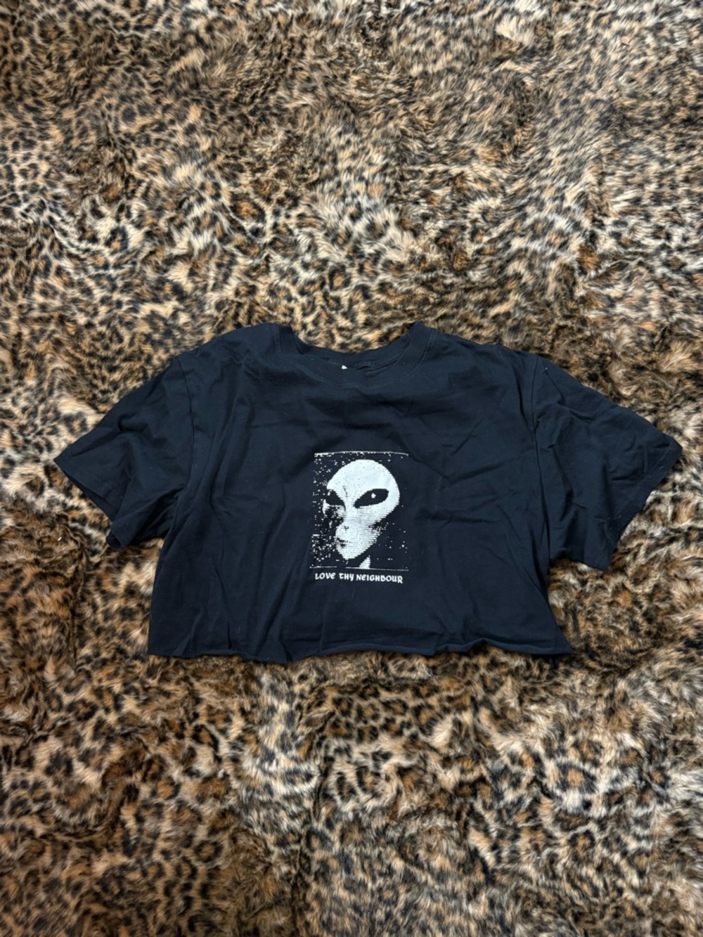 Black Alien Graphic Crop Tee